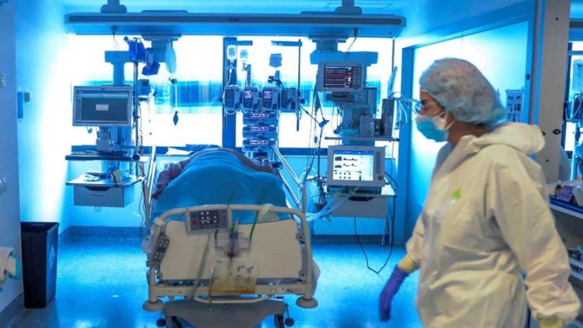 Radiografía del coronavirus en España: uno de cada cinco pacientes hospitalizados ha muerto