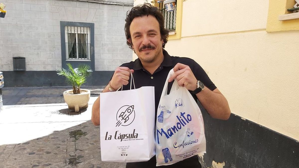 El alcalde de Cádiz no se ha "hartado de Phoskitos" y estalla contra la 'gordofobia' El alcalde de Cádiz no se ha "hartado de Phoskitos" y estalla contra la 'gordofobia'