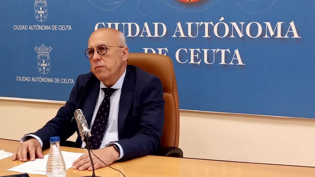 Una persona con COVID-19 se salta el confinamiento para ir a una fiesta de cumpleaños y provoca un rebrote en Ceuta Una persona con COVID-19 se salta el confinamiento para ir a una fiesta de cumpleaños y provoca un rebrote en Ceuta