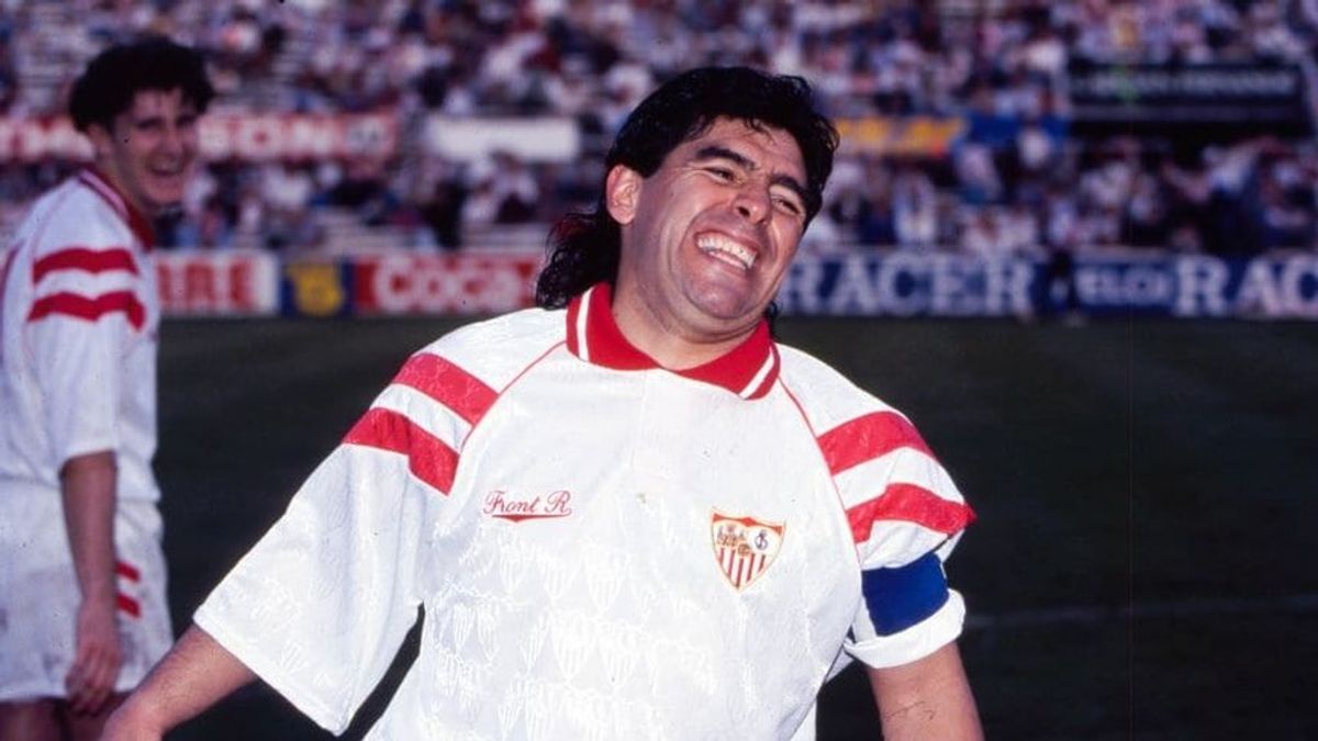 Maradona, sus noches en Sevilla y sus adicciones: el primer Informe Robinson tras el fallecimiento del periodista