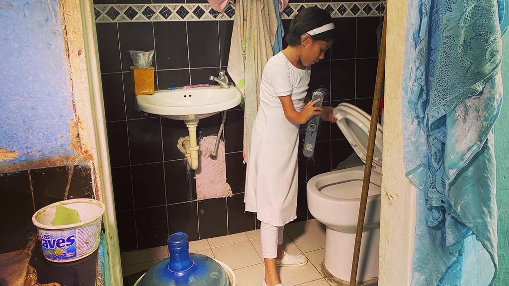 180D06EE-4428-42AD-A338-A8BBCD1BB69E