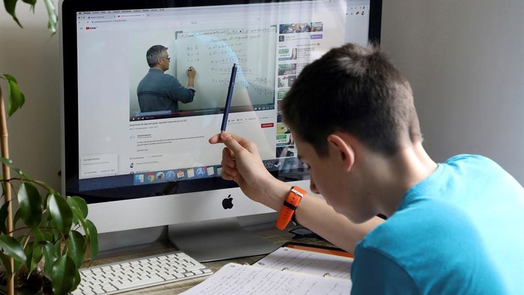 Los superdotados no quieren volver al cole, les gusta estudiar "online" Los superdotados no quieren volver al cole, les gusta estudiar "online"