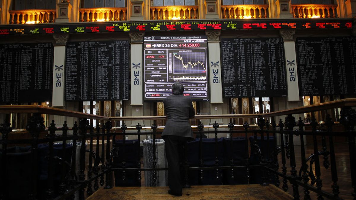 La prima de riesgo española cae por debajo de los 100 puntos básicos por primera vez en ocho semanas La prima de riesgo española cae por debajo de los 100 puntos básicos por primera vez en ocho semanas