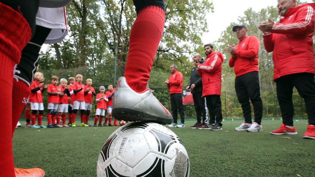 El fútbol andaluz llora la muerte de Juan, alevin de 12 años del Alfacar aplastado por una viga El fútbol andaluz llora la muerte de Juan, alevin de 12 años del Alfacar aplastado por una viga