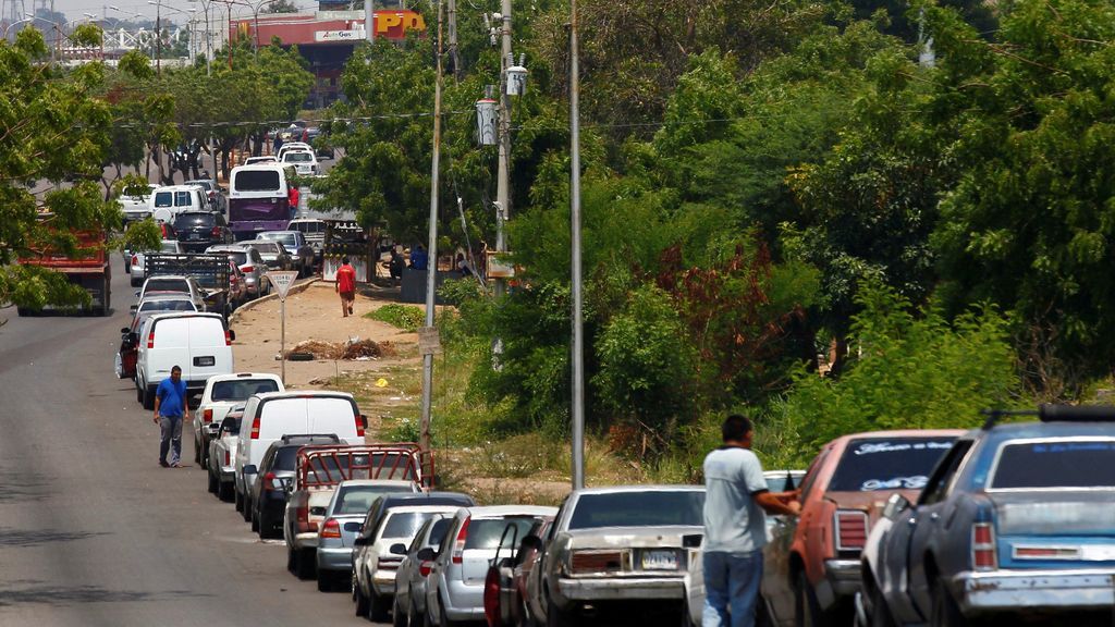 Nicolás Maduro anuncia la subida del precio de la gasolina por primera vez en medio siglo