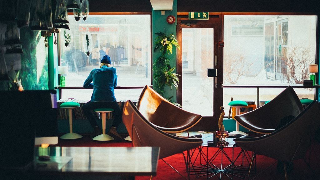 Dónde es más seguro sentarse en un restaurante Dónde es más seguro sentarse en un restaurante