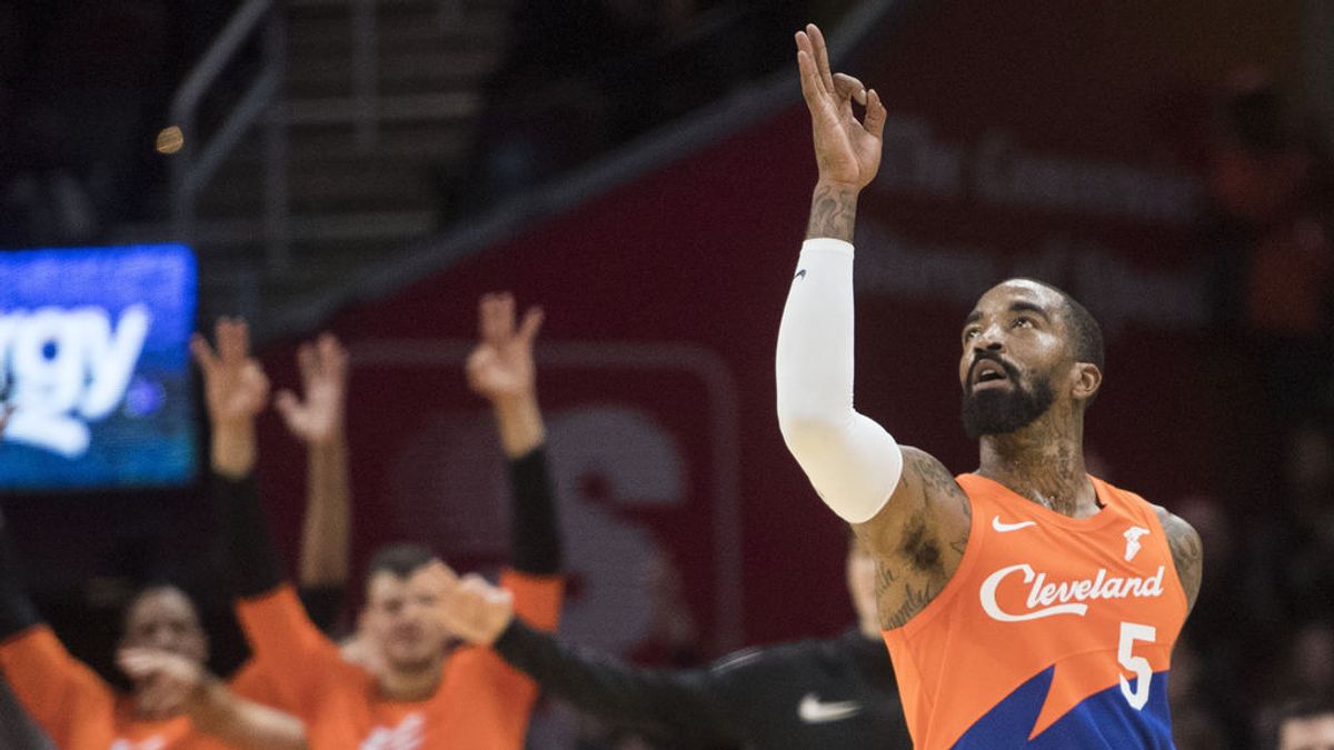El jugador de la NBA JR Smith, grabado dando una paliza a un hombre blanco El jugador de la NBA JR Smith, grabado dando una paliza a un hombre blanco