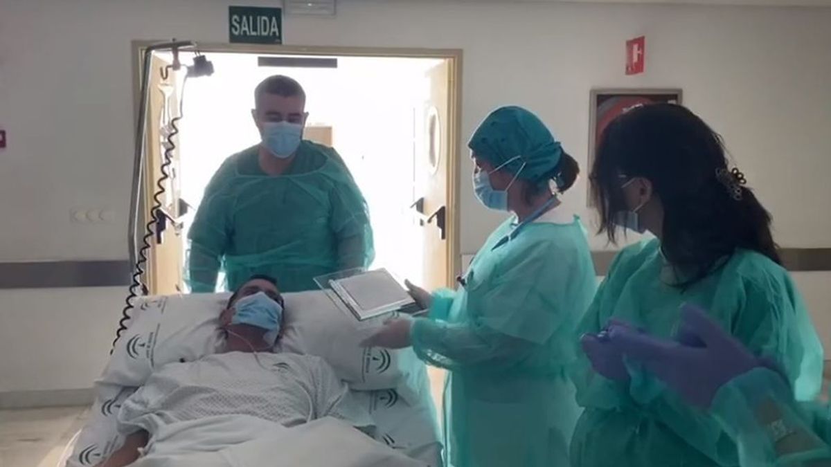 La COVID-19 de junio es menos grave que la de marzo: el virus infecta menos y a gente más joven La COVID-19 de junio es menos grave que la de marzo: el virus infecta menos y a gente más joven