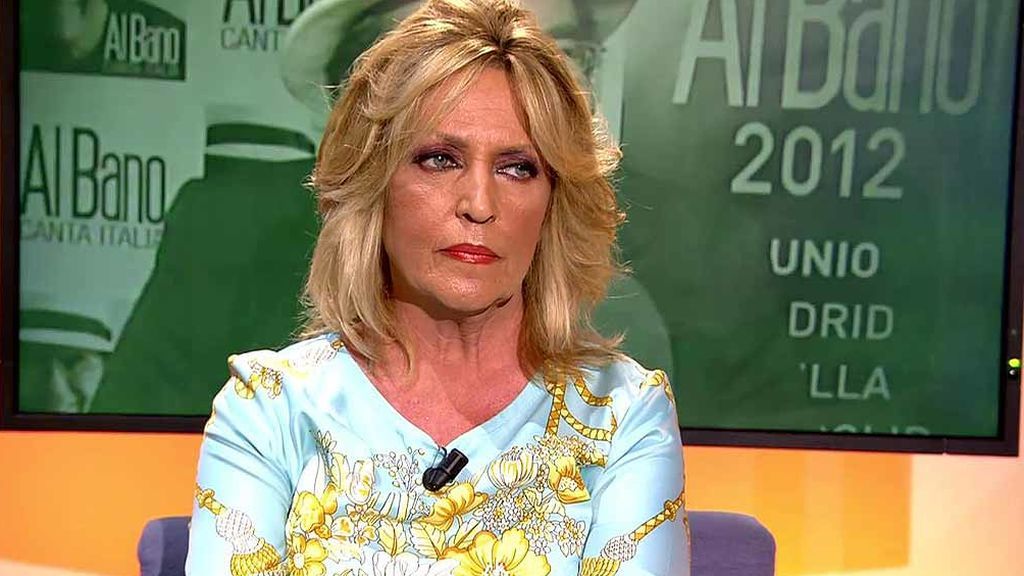 Lydia Lozano escucha la reacción de Albano