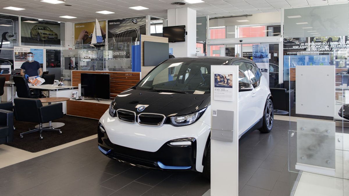Las ventas de coches caen otro 73% en mayo Las ventas de coches caen otro 73% en mayo