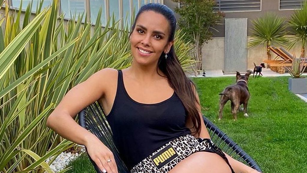Cristina Pedroche se sube a la báscula y confiesa su peso tras el confinamiento: "He engordado"