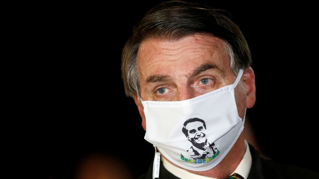 Bolsonaro, tras batir el récord diario de fallecidos por COVID: "La muerte es el destino de todos" Bolsonaro, tras batir el récord diario de fallecidos por COVID: "La muerte es el destino de todos"