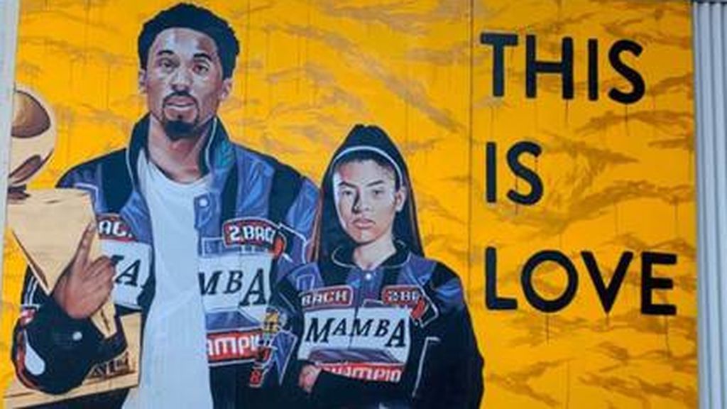 Mural de Kobe Bryant y su hija Gianna
