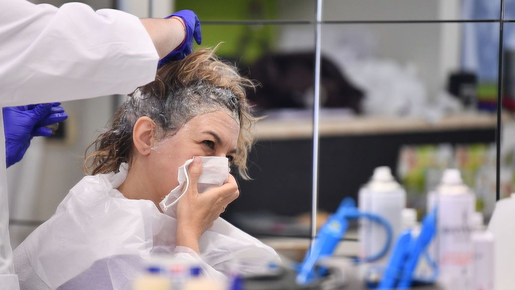 Es legal que bares, peluquerías, clínicas dentales o colegios cobren una "tasa COVID" Es legal que bares, peluquerías, clínicas dentales o colegios cobren una "tasa COVID"