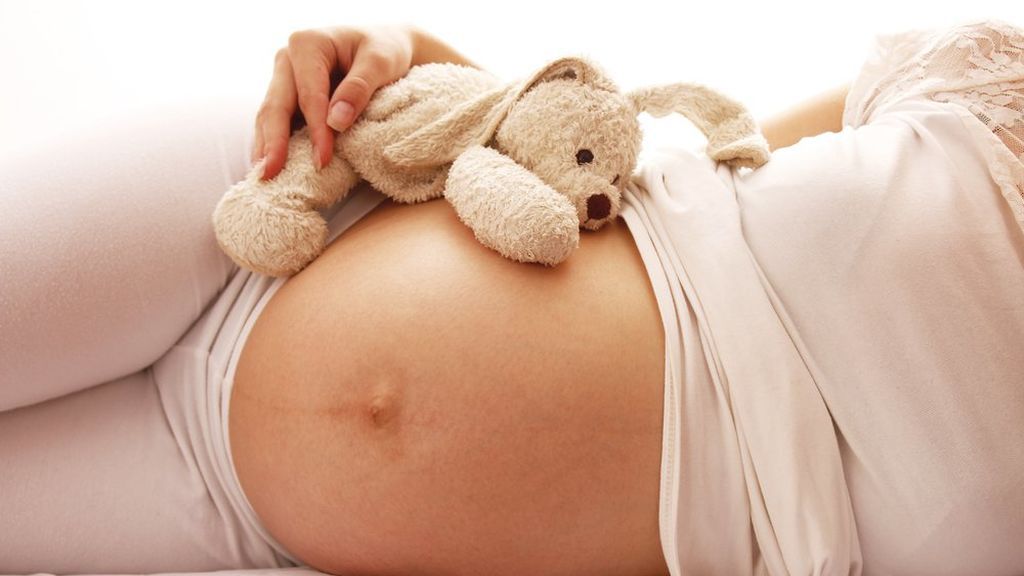 El masaje perineal es una técnica muy sencilla que te ayudará a la hora del parto.