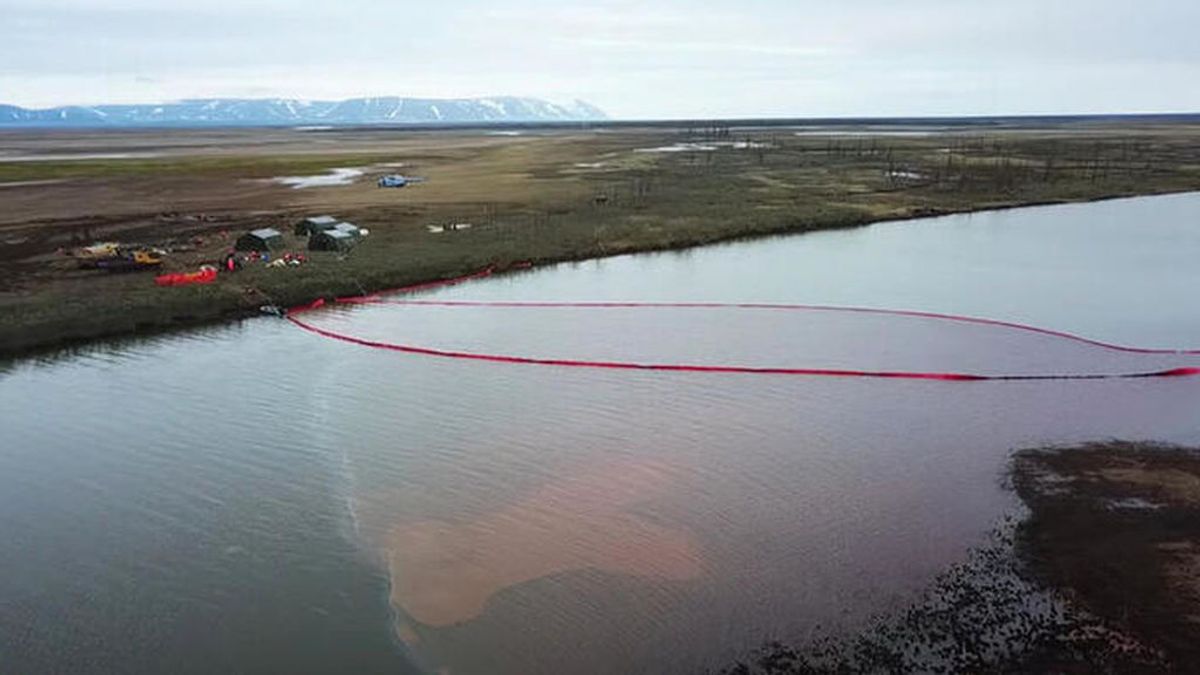 Estado de emergencia federal en Rusia tras un derrame de 21.000 toneladas de combustible diésel en el Ártico