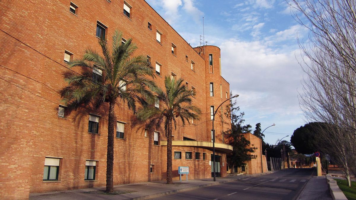 Detectan 19 casos en un centro sanitario de Reus y otro de un temporero en Lleida
