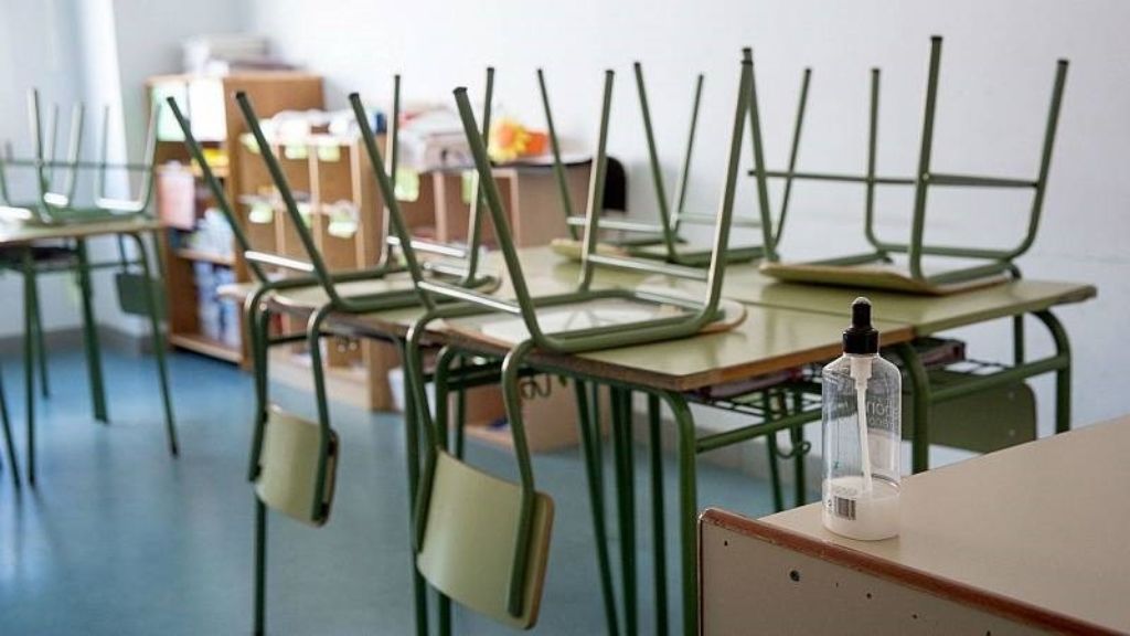 Gel hidroalcohólico y mucha limpieza para garantizar que la vuelta a las clases es segura