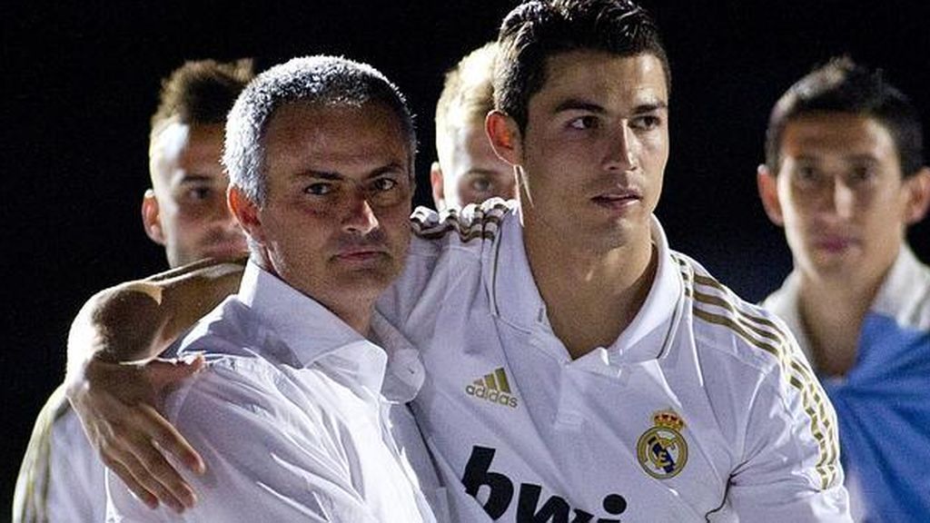 CR y Mou1