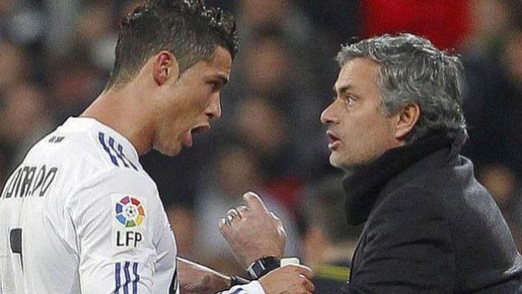 CR y Mou