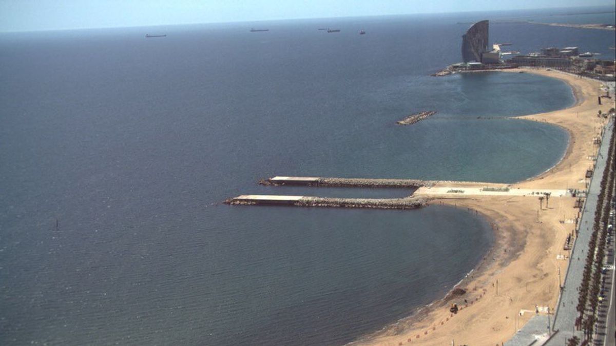 Vistas desde la Torre Mapfre: lugar privilegiado para controlar el aforo de las playas de Barcelona Vistas desde la Torre Mapfre: lugar privilegiado para controlar el aforo de las playas de Barcelona