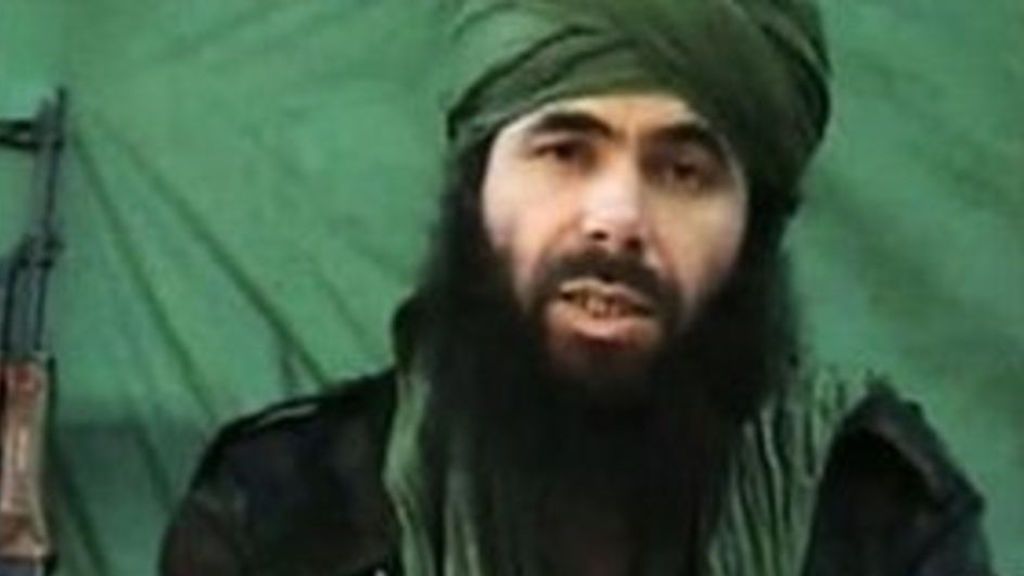 Francia mata a Abdelmalek Droukdal, el líder de Al-Qaeda en el Magreb Islámico (AQIM) Francia mata a Abdelmalek Droukdal, el líder de Al-Qaeda en el Magreb Islámico (AQIM)