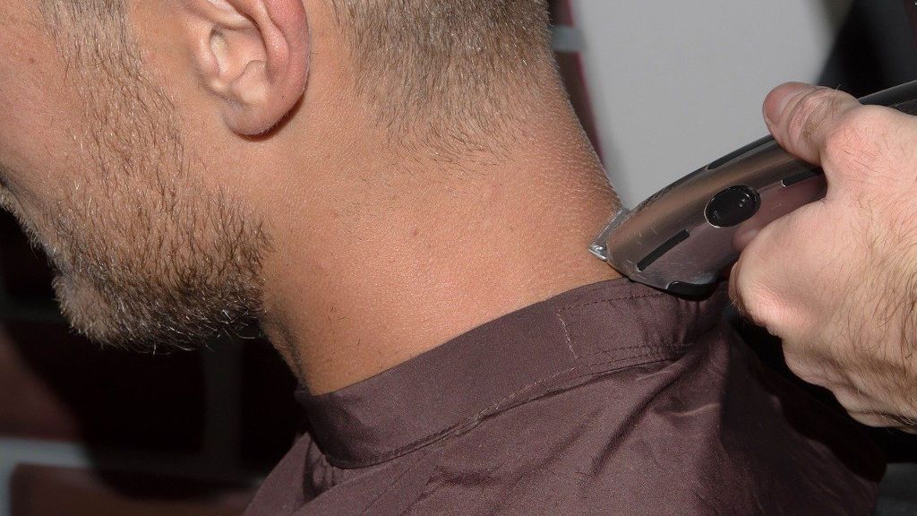Claves para elegir la mejor maquinilla para cortarte el pelo ahora que le has cogido el gusto a hacerlo en casa