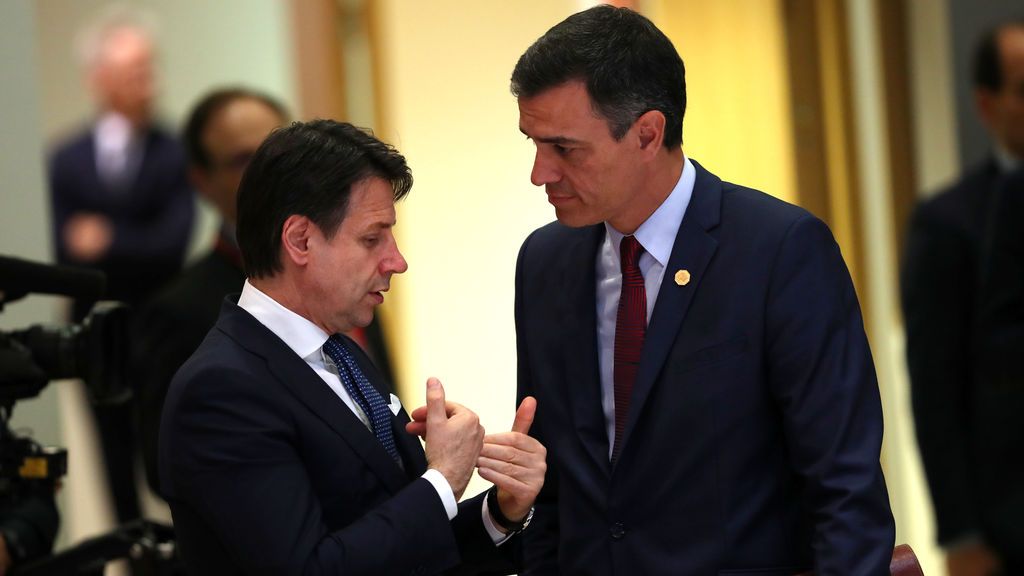 Sánchez y Conte envían una carta a Bruselas para pedir igualdad en la reapertura de fronteras Sánchez y Conte envían una carta a Bruselas para pedir igualdad en la reapertura de fronteras