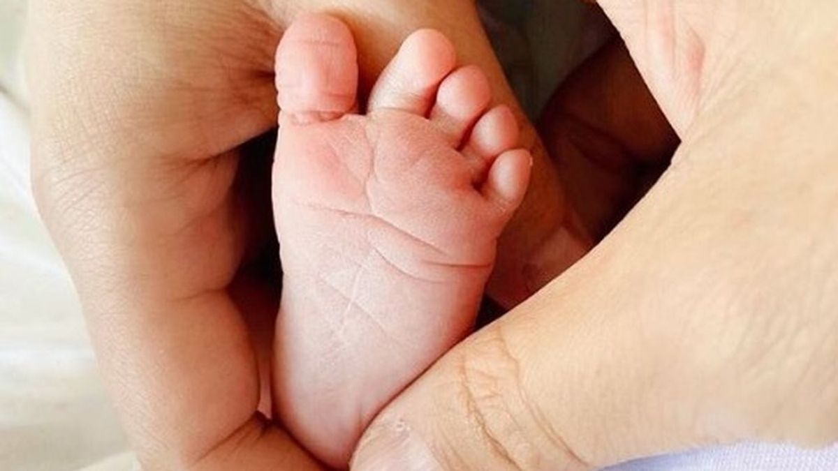 Malú y Albert Rivera comparten la primera foto de su hija recién nacida, Lucía