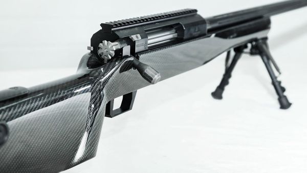 Desarrollan en Rusia un rifle de francotirador con alcance récord de tiro de 7 kilómetros MCnCXSv3UH7Zy8z9RdE4x5