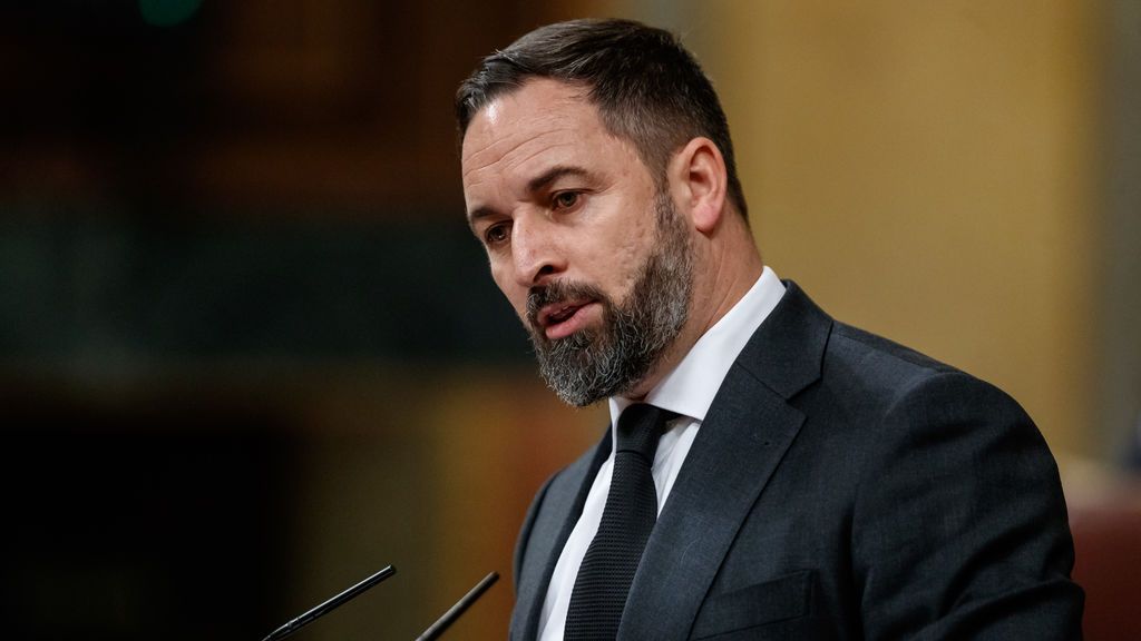 Abascal alerta de la "primavera progre" que "ataca" a la Policía tras la protesta frente a la Embajada de EEUU en Madrid Abascal alerta de la "primavera progre" que "ataca" a la Policía tras la protesta frente a la Embajada de EEUU en Madrid