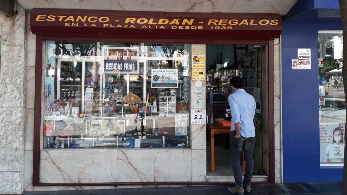 Caras nuevas en los estancos: Cádiz registra un aumento de las ventas de tabaco, al caer el contrabando desde Gibraltar