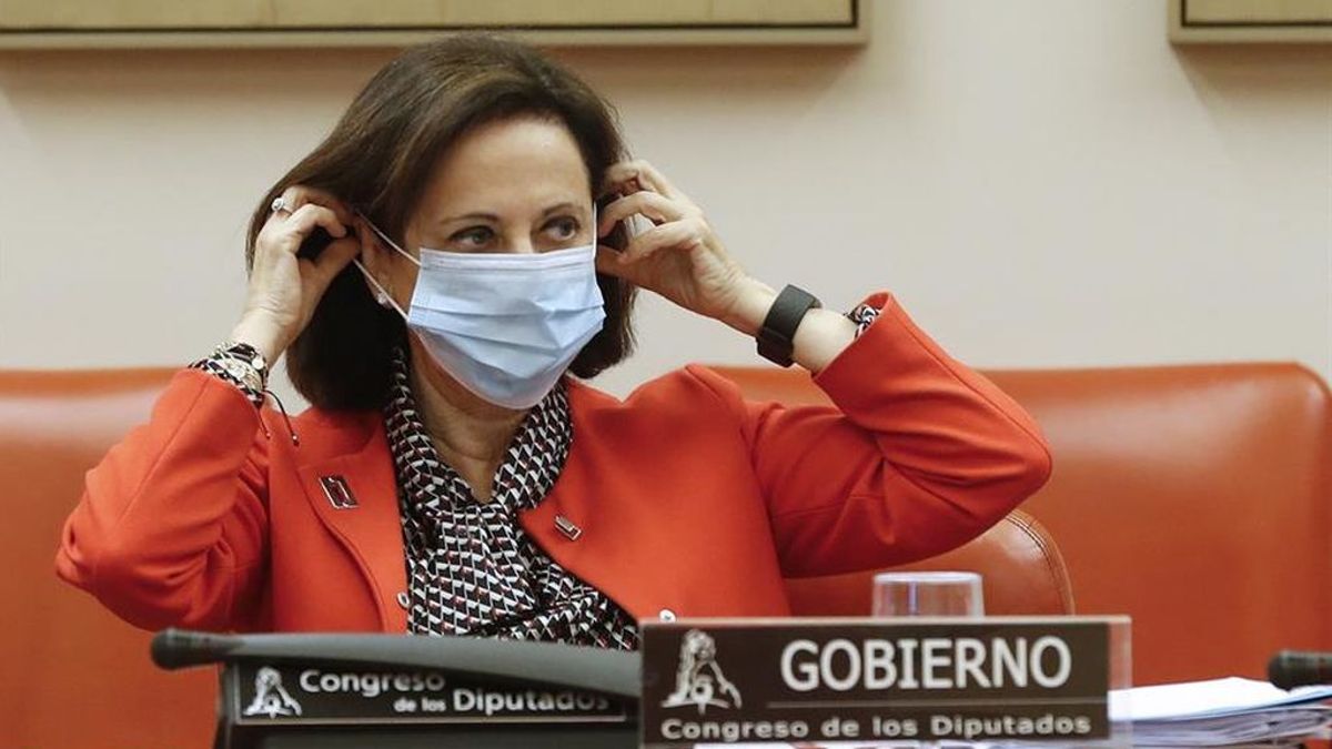 La ministra de Defensa, Margarita Robles, en el Congreso