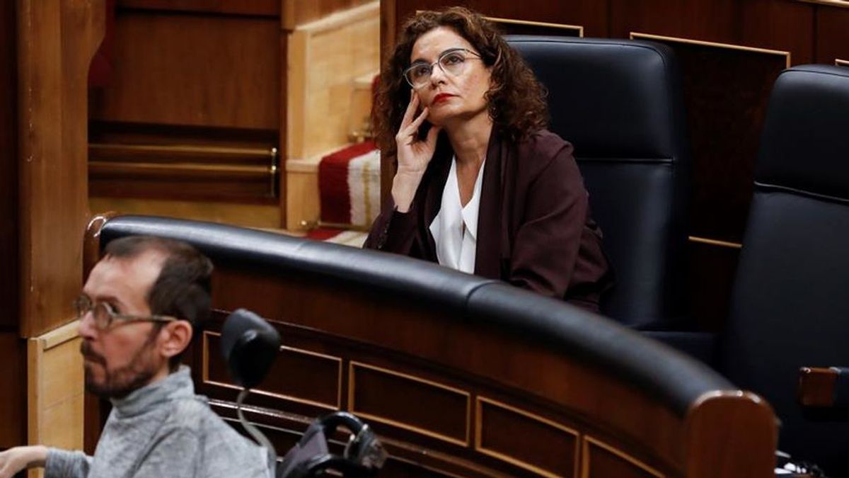 Los partidos ante la investigación del rey emérito: de "la justicia es igual para todos" al "ya era hora de Podemos" Los partidos ante la investigación del rey emérito: de "la justicia es igual para todos" al "ya era hora de Podemos"