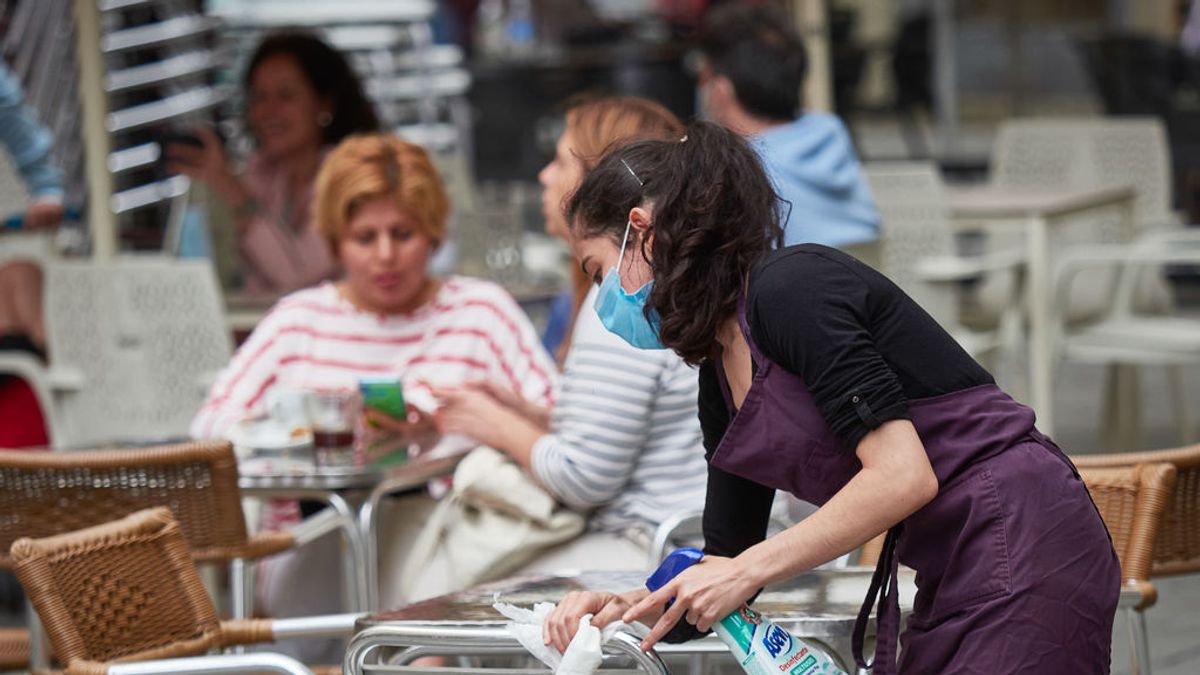 El peor trimestre de la historia: el PIB está cayendo entre un 16% y un 22%, según el Banco de España El peor trimestre de la historia: el PIB está cayendo entre un 16% y un 22%, según el Banco de España