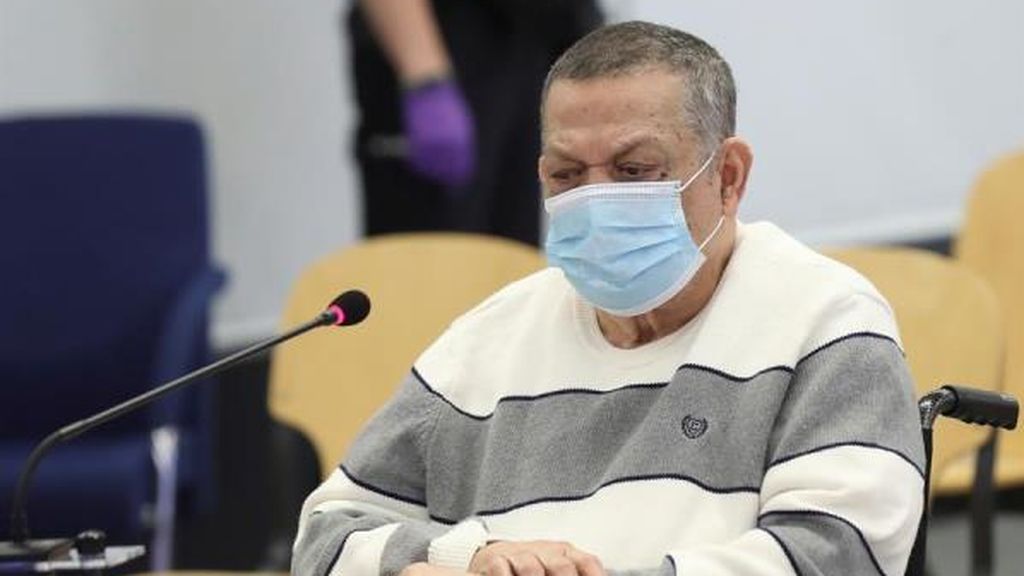 Absuelto en la primera sesión uno de los dos únicos acusados por la matanza de jesuitas en El Salvador Absuelto en la primera sesión uno de los dos únicos acusados por la matanza de jesuitas en El Salvador