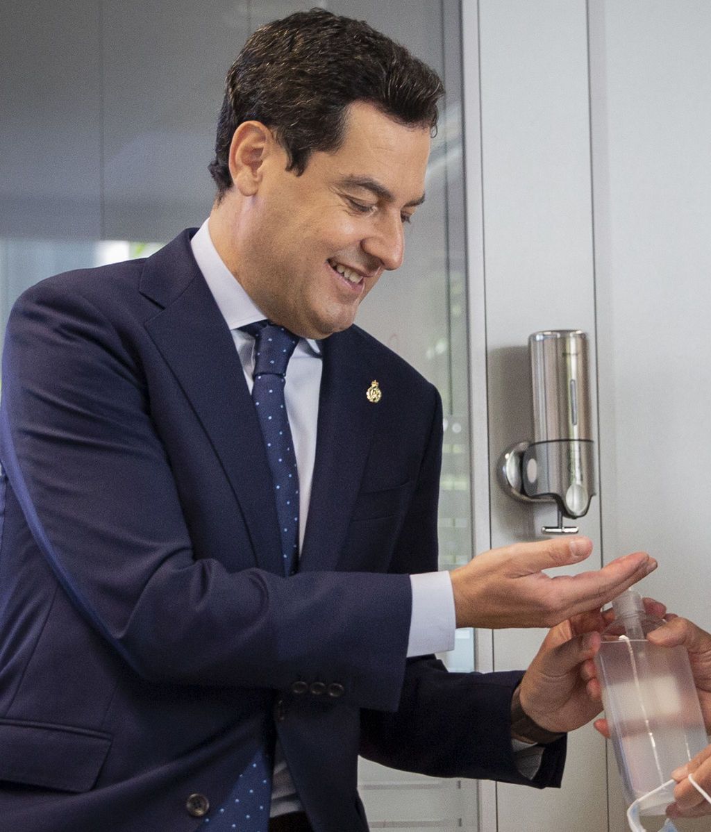 El presidente de la Junta, ayer, en Sevilla