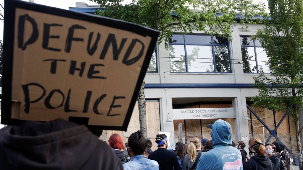 Los policías en Seattle llevarán cámaras Los policías en Seattle llevarán cámaras