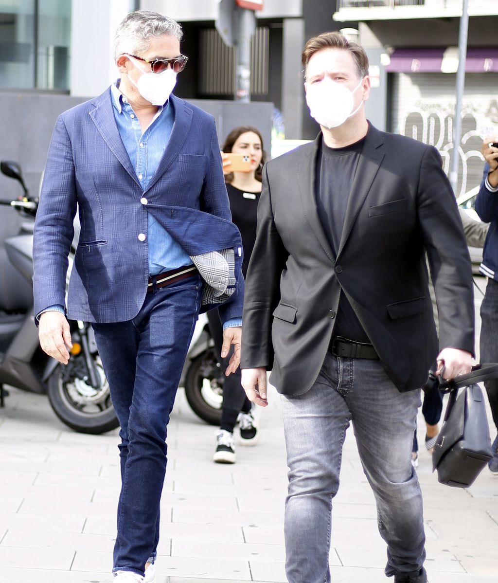 Familiares y amigos dan su último adiós a Rosa María Sardá