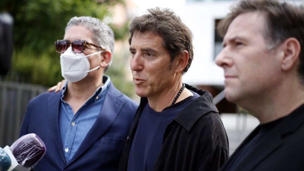 Familiares y amigos dan su último adiós a Rosa María Sardá