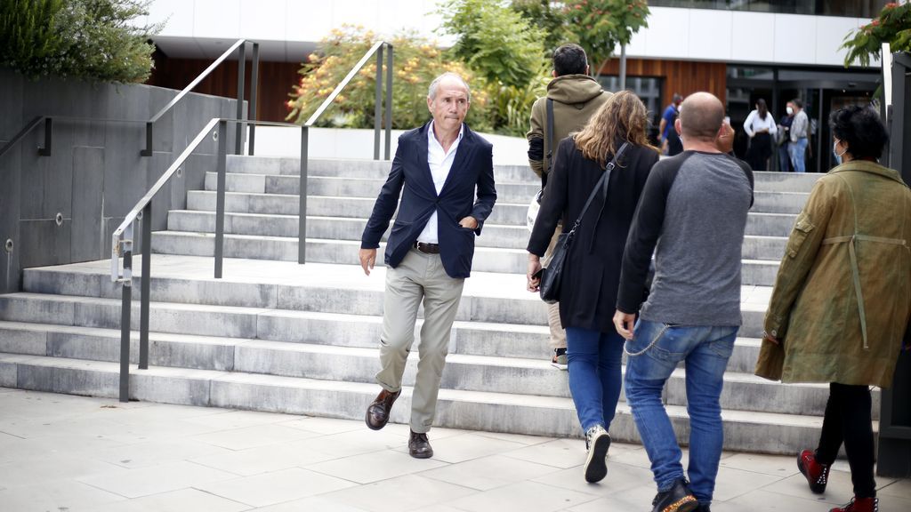 Familiares y amigos dan su último adiós a Rosa María Sardá