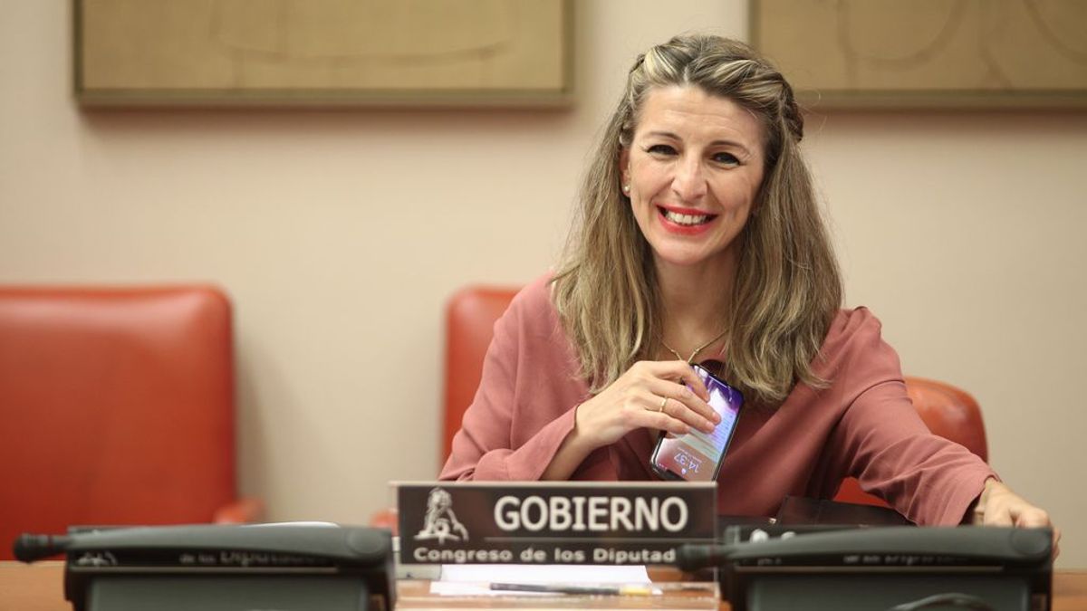 Díaz anuncia su intención de cambiar el subsidio por desempleo para que llegue a más gente Díaz anuncia su intención de cambiar el subsidio por desempleo para que llegue a más gente