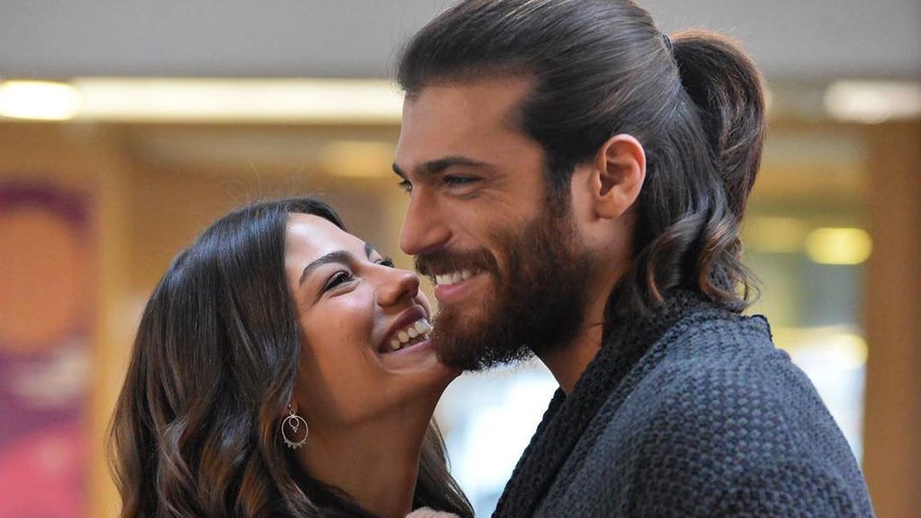 'Erkenci Kus', la serie donde Can Yaman y Demet se conocieron.