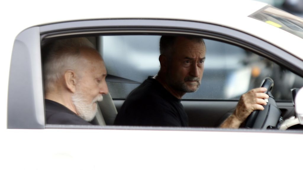 Familiares y amigos dan su último adiós a Rosa María Sardá