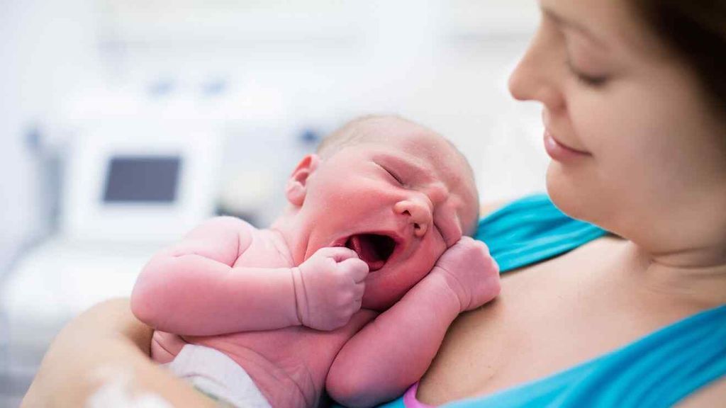 Se realizará por recomendación médica, tanto para el niño como para la madre.