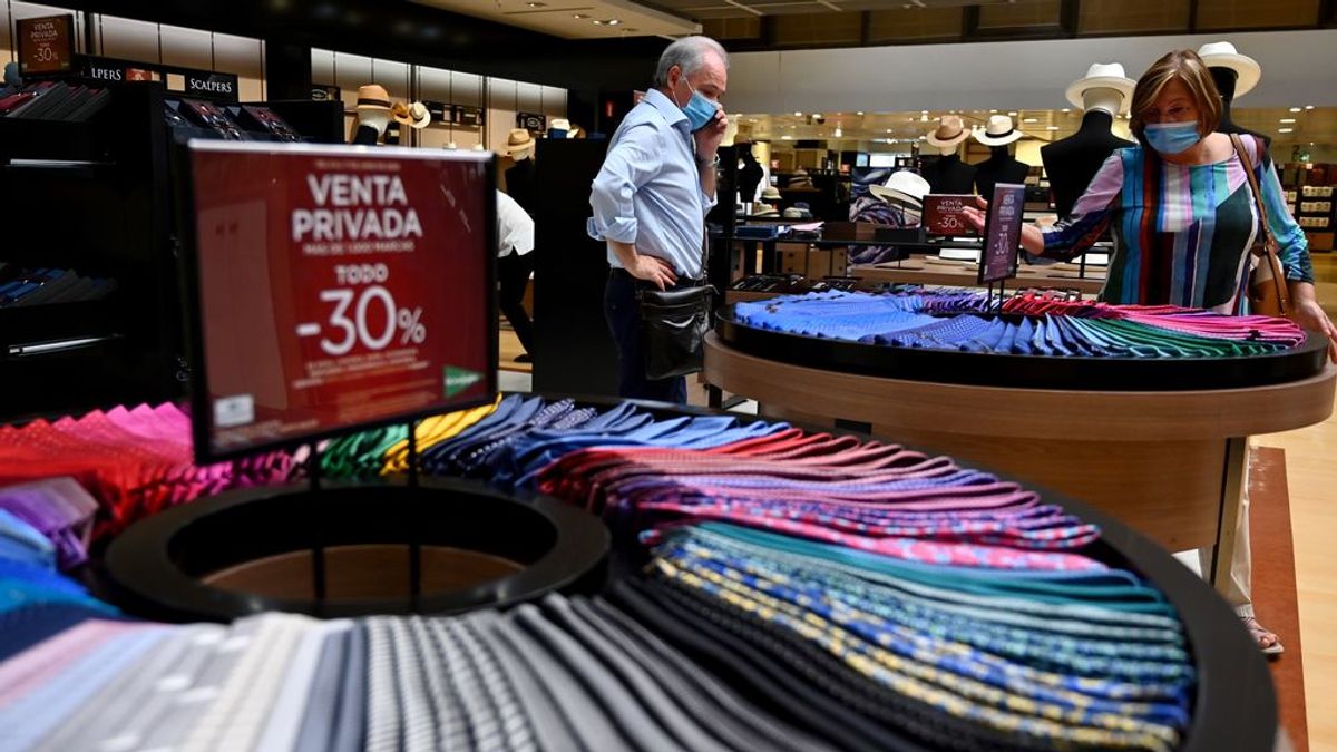 Fitch confirma el rating 'A-' con perspectiva estable de España Fitch confirma el rating 'A-' con perspectiva estable de España