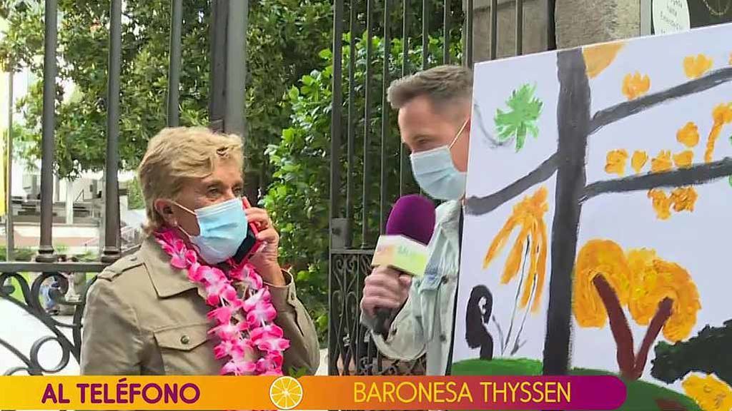 A Chelo no le dejan entrar con cámaras en el Thyssen ¡Y hace que la propia Baronesa hable con seguridad!