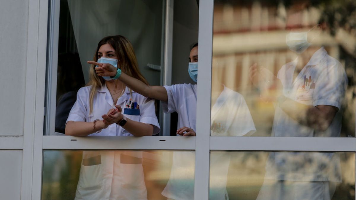 52.000 sanitarios se han contagiado de coronavirus en España, el 21,3 por ciento del total de casos confirmados