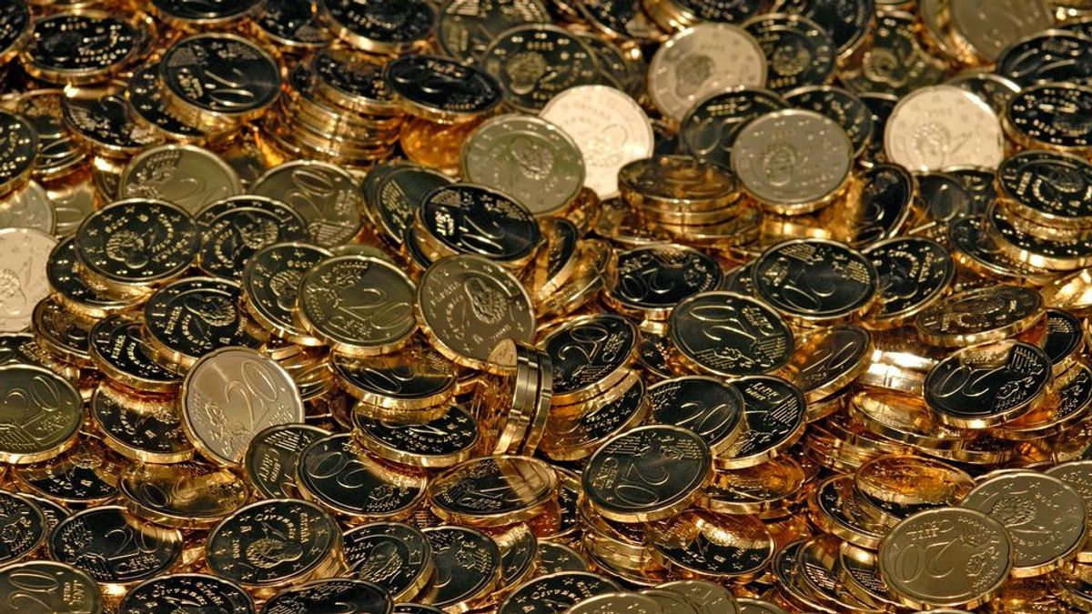La deuda pública alcanza el máximo de 1,22 billones en el primer trimestre, el 98,9% del PIB La deuda pública alcanza el máximo de 1,22 billones en el primer trimestre, el 98,9% del PIB