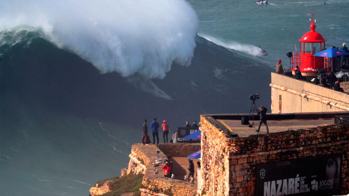 Las 12 mejores olas que todo surfista desea cabalgar